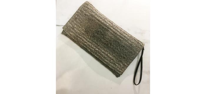Hand Crafted Natural Rafia Handbag flannel grey