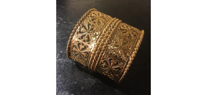 Gold-tone Cuff Bracelet Handmade High Lace