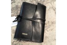 "Grace" Livre Blanc en cuir noir